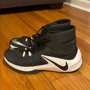 Black Nike Basketball Shoes *good condition
